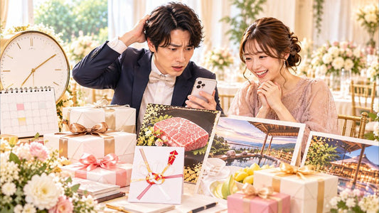 二次会景品の準備に焦る幹事と、スマホで間に合う景品を見つけて喜ぶ女性