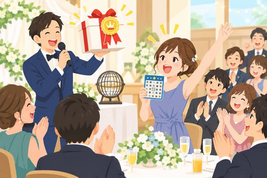 二次会ビンゴで特別賞の景品を発表する司会者と喜ぶゲスト